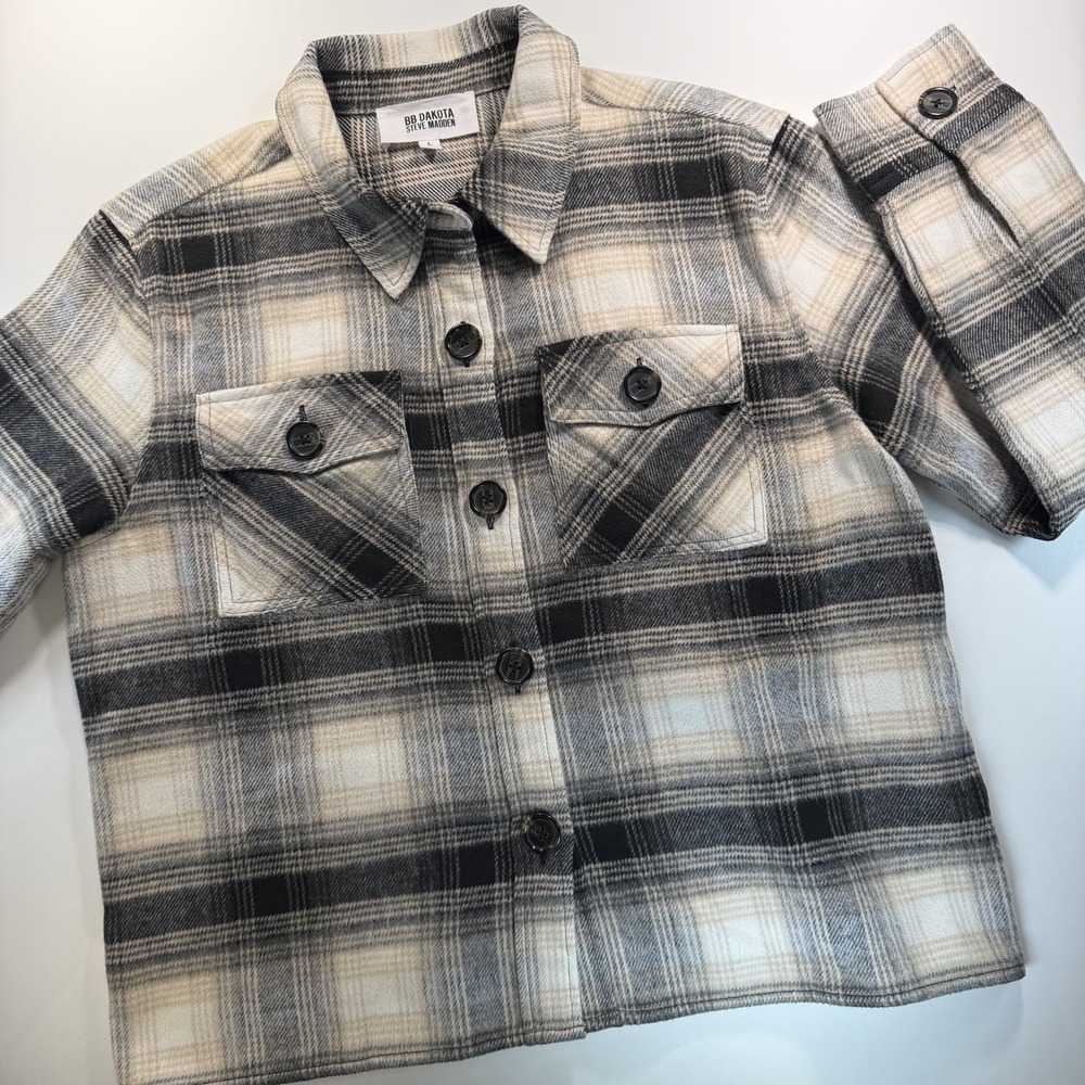 BB Dakota By Steve Madden Women's Shacket Ivory Black Plaid Large